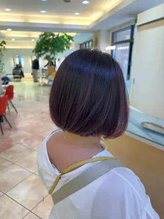 ショート カラー 最高の髪質改善🩵 艶カラー 惠美のヘアスタイル