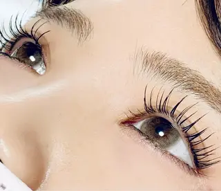 マツエク・マツパ アトリエ ハルミナのネイルデザイン