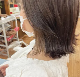 ショート カラー 佐川 優夏のヘアスタイル