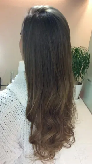 ロング 天土 奈津美のヘアスタイル