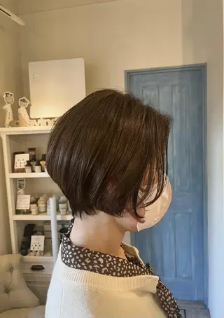 ショート カラー よこもり あいのヘアスタイル