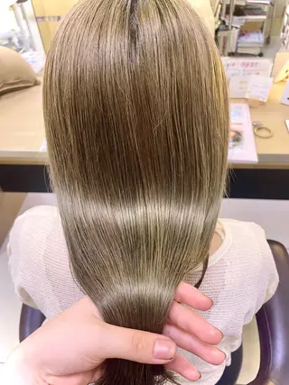 Rinka🍓カット /髪質改善/縮毛矯正のヘアスタイル