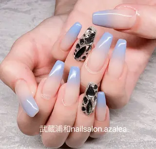 ネイル R inのネイルデザイン