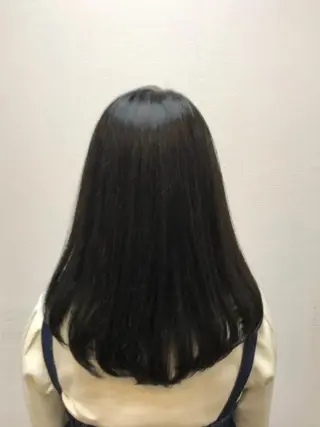 ロング カラー 吉森 満俊のヘアスタイル