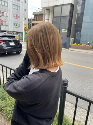 ショート カラー 【完全個室】髪質改善 暖色カラー/山崎唯奈のヘアスタイル