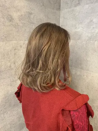 ミディアム カラー 今野 美栄のヘアスタイル