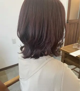 ミディアム 河野 満月のヘアスタイル