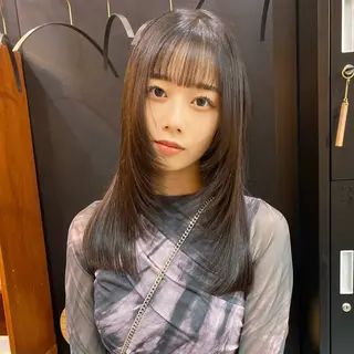 ロング カラー ダウンパーマ 【sity.ザイク】のヘアスタイル