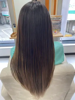 ハイライト&ブリーチ 💇🏼‍♀MAHOのヘアスタイル