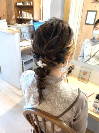 セミロング ヘアアレンジ Orla 🌿chiekoの眉毛・アイブロウイメージ