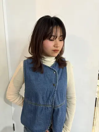 ミディアム 奥村 紘のヘアスタイル