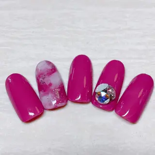 ミディアム .. momoko🕊のネイルデザイン