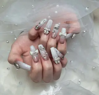 ネイル KARI ネイルサロンのネイルデザイン