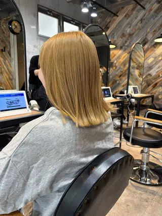 ショート カラー 吉田 光希のヘアスタイル