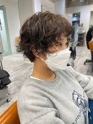 ショート 早瀬裕之 パーマのヘアスタイル