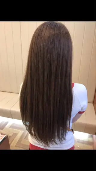 ロング カラー 金沢 広美のヘアスタイル