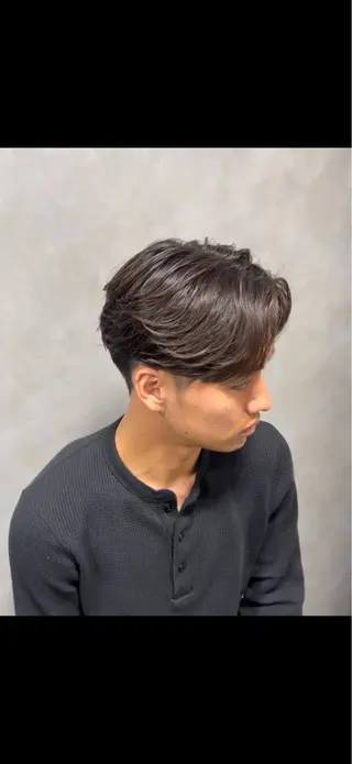 ミディアム パーマ メンズ メンズパーマ特化 美容師kouyaのヘアスタイル