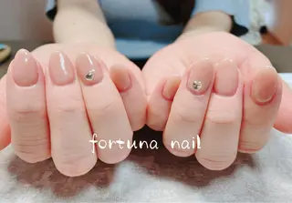 ネイル Nail •Head スパFortunaのネイルデザイン