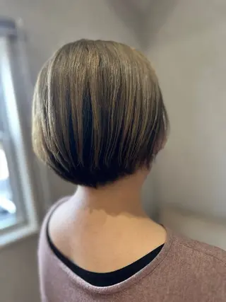 ショート カラー 本間 龍翔のヘアスタイル