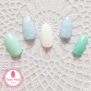 ネイル tiarynail K K🐼のネイルデザイン