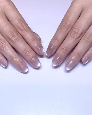 ネイル Rika🌼 シンプル•マグネットのネイルデザイン