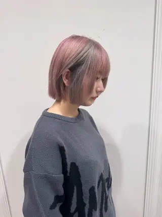 ショート 🦋ブリーチなしダブ ルカラー🌈MEGUのヘアスタイル