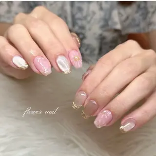 ネイル UnFLAIR麻布 十番店🎀SARAのネイルデザイン