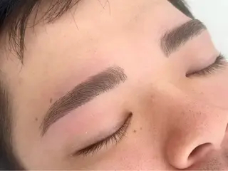 メンズ アイブロウ 🌼AI 🌼のマツエク・マツパデザイン