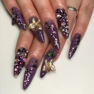 ネイル VOGUE ×SWANのネイルデザイン