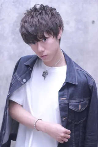 ショート カラー メンズ 及川 光のヘアスタイル