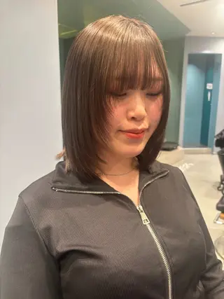 ミディアム 🐈‍⬛JUMI /透明感カラー/🩶のヘアスタイル