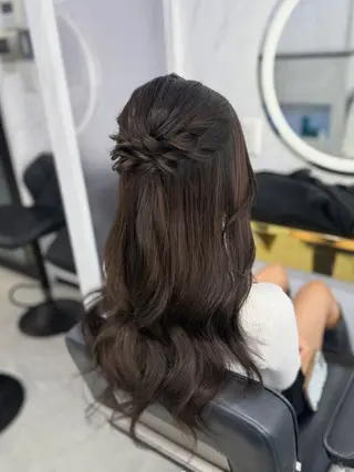 ロング ヘアアレンジ エクステ🩵ブリーチ 韓国ヘア🩵KAEのヘアスタイル