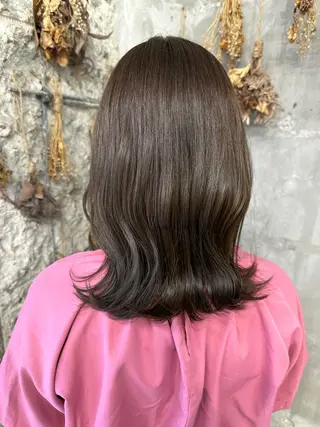 セミロング カラー 竹内 麻乃のヘアスタイル