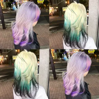 ロング 2次元カラー/ ブリーチMANATOのヘアスタイル