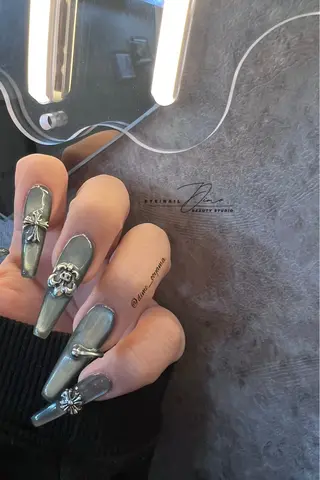 ネイル DIME OOYAMAのネイルデザイン