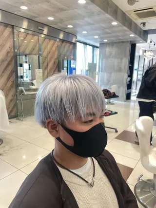 メンズ ハイトーンカラー✨️ 艶カラー特化Amiのヘアスタイル