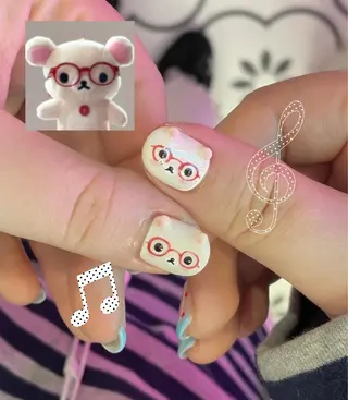 ネイル MINAMI໒꒱ Y2K、韓国ガーリーのネイルデザイン