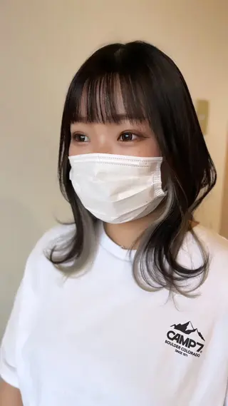 セミロング 本郷 豊のヘアスタイル