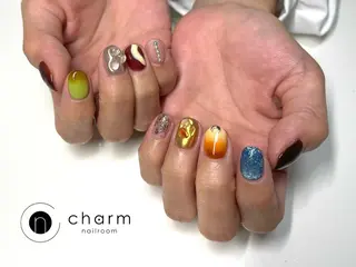 ネイル ネイルルーム チャームのネイルデザイン