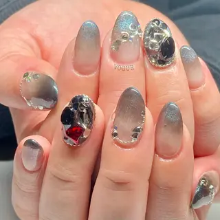 ネイル VOGUE ×SWANのネイルデザイン