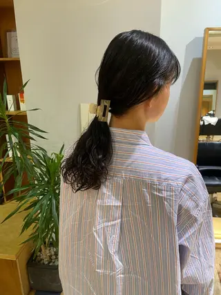 ミディアム パーマ 大橋 芽衣のヘアスタイル