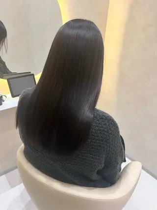ロング カラー 美髪矯正 吉岡柊斗のヘアスタイル