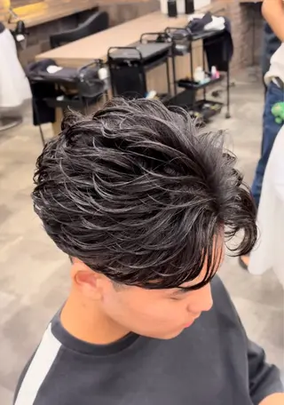 パーマ メンズ センターパート/フェ ザー🔥SHUYAのヘアスタイル