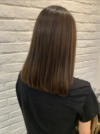 カラー 武田 綺音のヘアスタイル