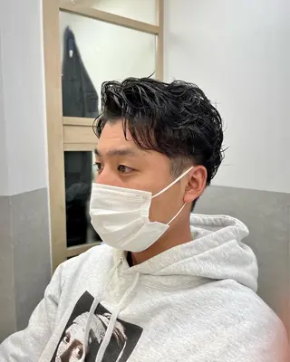 ショート パーマ メンズ 天野 涼のヘアスタイル