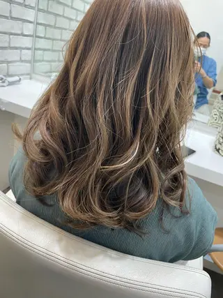 セミロング channel 大澤俊文のヘアスタイル