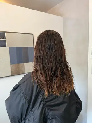 ロング UNFEIGNED02所属・カイ/名古屋・伏見 カットモデルのヘアスタイル