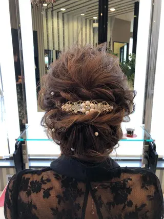 ミディアム カラー ヘアアレンジ 大塚 貴之のヘアスタイル