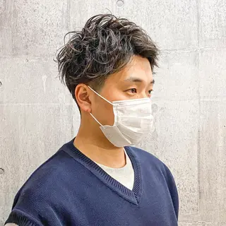 ショート パーマ メンズ 高橋 宏輔のヘアスタイル