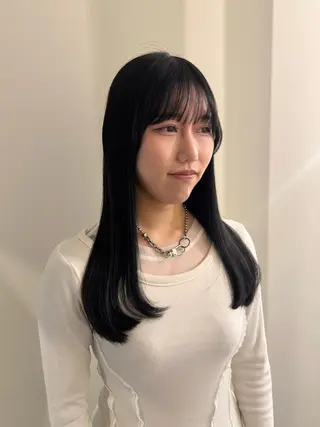 ロング 内沼 恵留菜のヘアスタイル